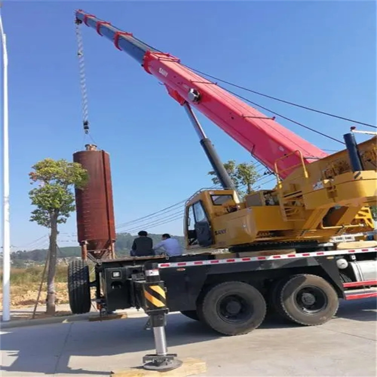 横县80吨吊车出租多少钱